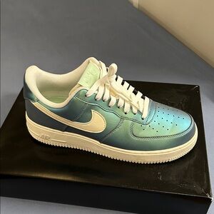 Nike Teal and White Men's Sneakers